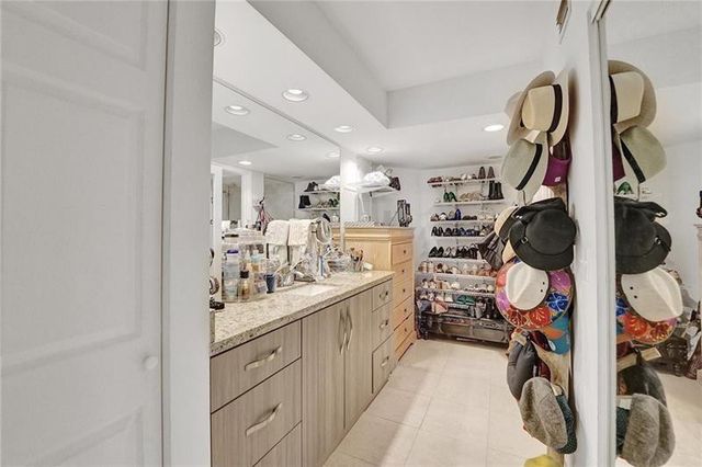 7533 Glendevon Lane 907, Delray Beach, FL 33446