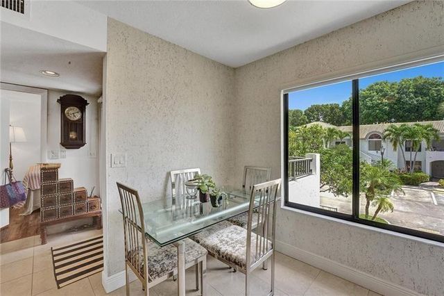 7533 Glendevon Lane 907, Delray Beach, FL 33446