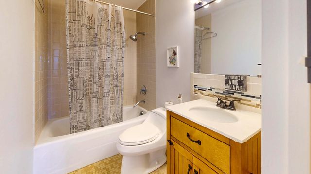 15 S 1st Street A1601, Minneapolis, MN 55401