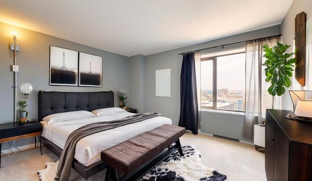 15 S 1st Street A1601, Minneapolis, MN 55401