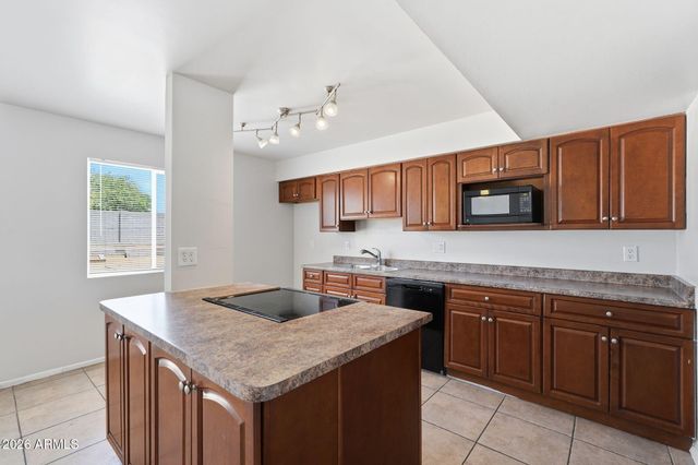 324 N 101st Way, Mesa, AZ 85207