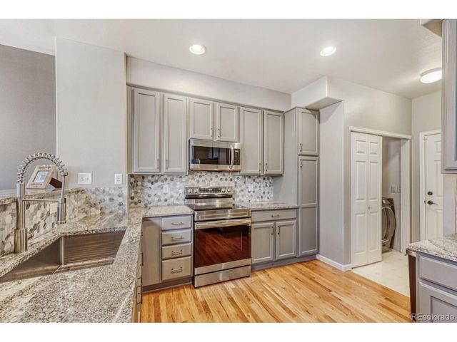 6839 S Webster St E, Littleton, CO 80128