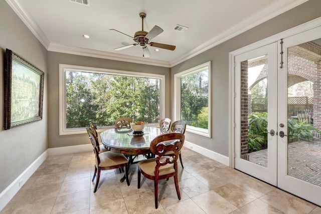 15 Sandalwood Drive, Houston, TX 77024