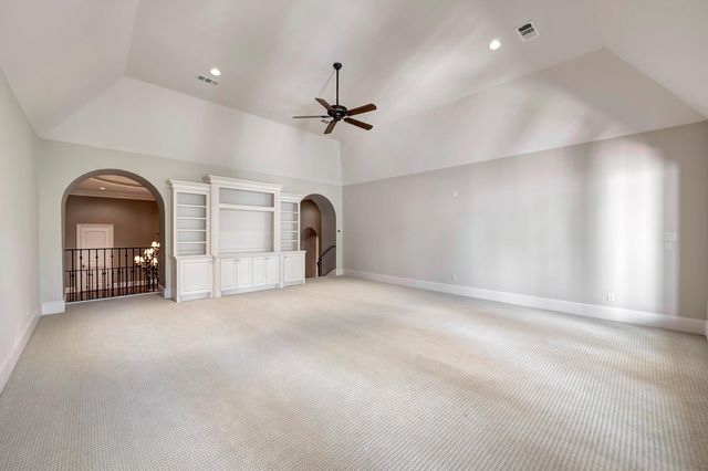 15 Sandalwood Drive, Houston, TX 77024