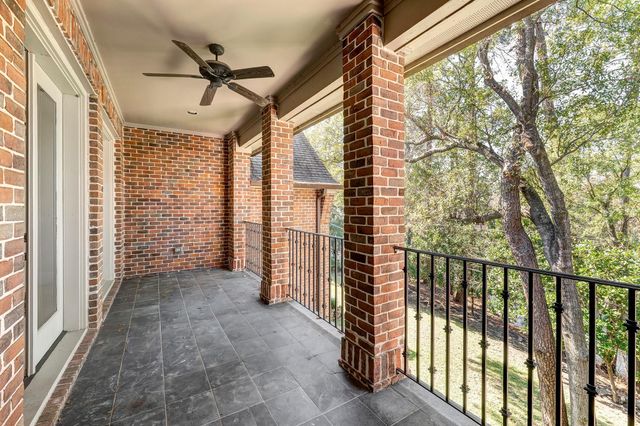 15 Sandalwood Drive, Houston, TX 77024