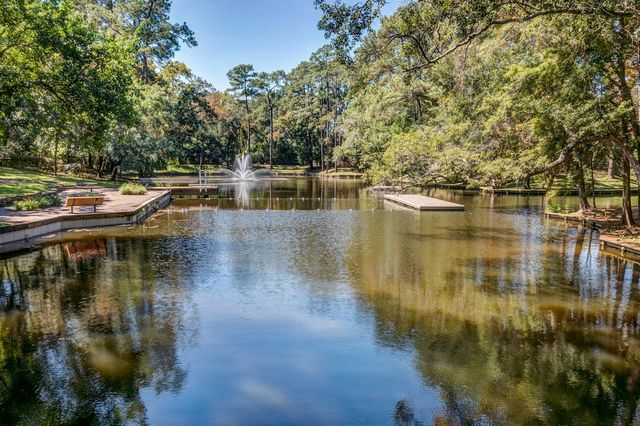 15 Sandalwood Drive, Houston, TX 77024