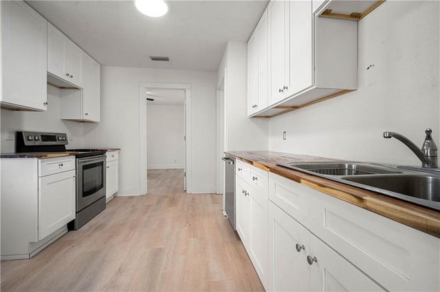 1113 Kelly Street, Mobile, AL 36605