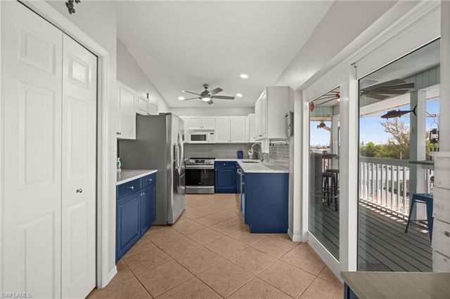 2808 Sanibel BLVD, St. James City, FL 33956