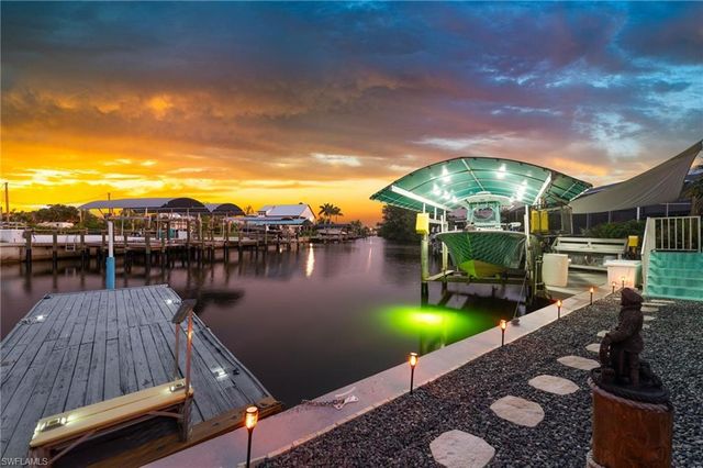 2808 Sanibel BLVD, St. James City, FL 33956