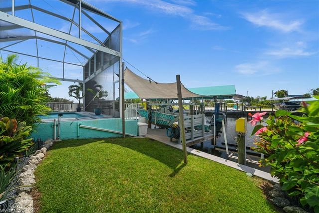 2808 Sanibel BLVD, St. James City, FL 33956