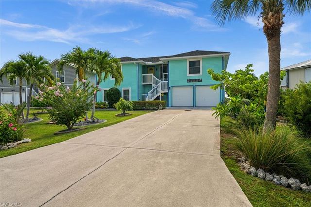 2808 Sanibel BLVD, St. James City, FL 33956