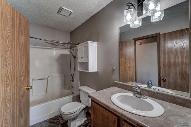 1242 RANGE VIEW CIR, Rapid City, SD 57701