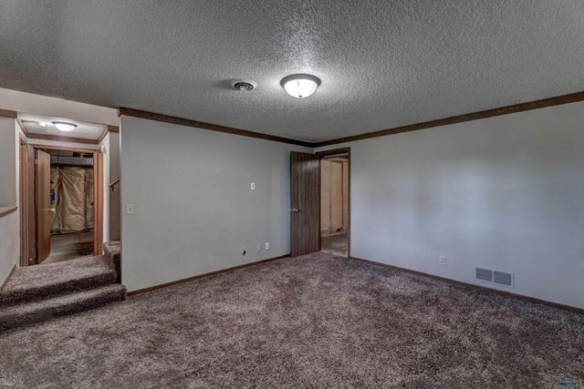 1242 RANGE VIEW CIR, Rapid City, SD 57701