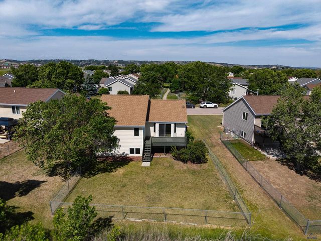 1242 RANGE VIEW CIR, Rapid City, SD 57701