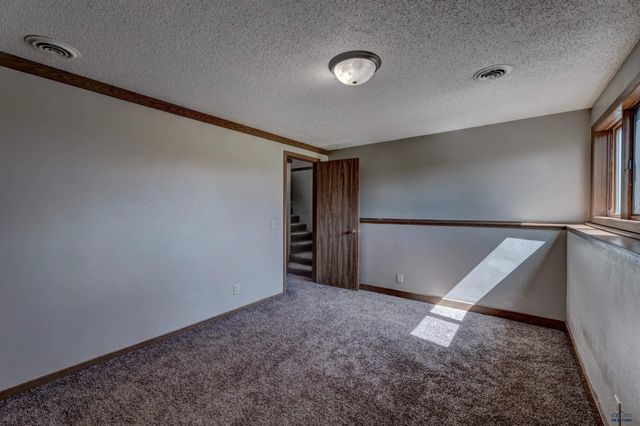 1242 RANGE VIEW CIR, Rapid City, SD 57701