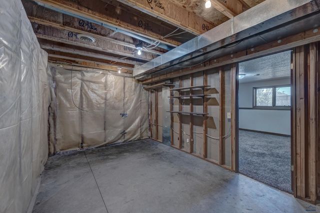 1242 RANGE VIEW CIR, Rapid City, SD 57701