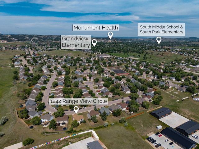 1242 RANGE VIEW CIR, Rapid City, SD 57701
