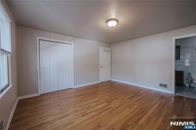 551 2nd Avenue 1, Lyndhurst, NJ 07071