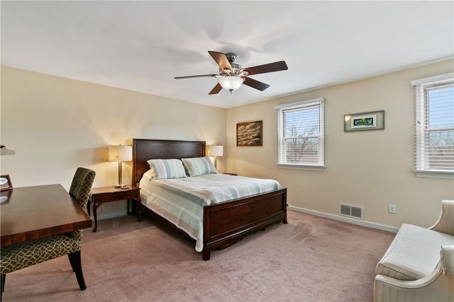 5140 Raintree Drive, Whitehall, PA 15236