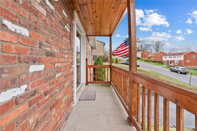 5140 Raintree Drive, Whitehall, PA 15236