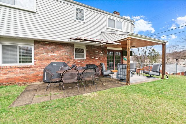 5140 Raintree Drive, Whitehall, PA 15236