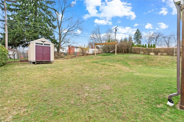 5140 Raintree Drive, Whitehall, PA 15236