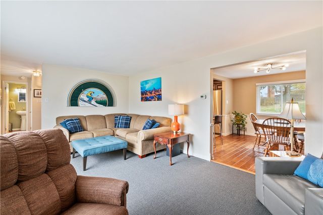 5140 Raintree Drive, Whitehall, PA 15236