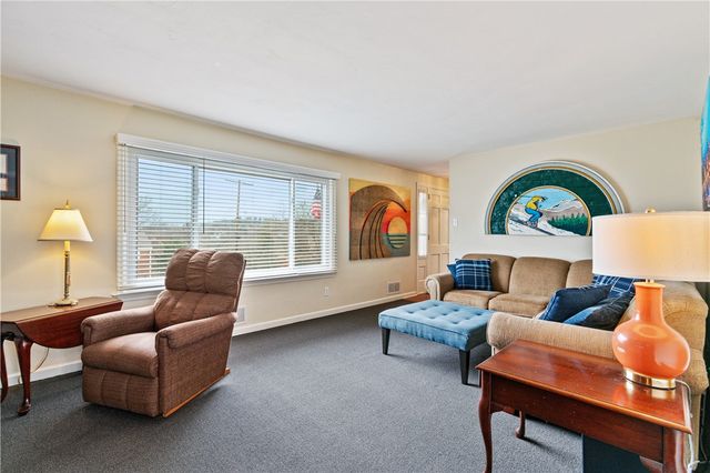 5140 Raintree Drive, Whitehall, PA 15236