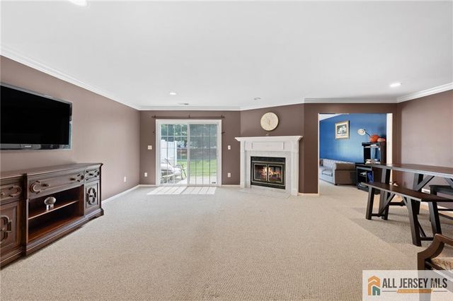 3 Sandpiper Drive 2502, Sayreville, NJ 08859