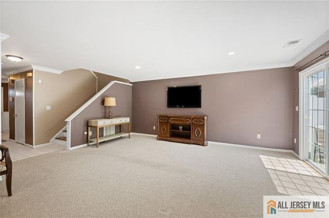 3 Sandpiper Drive 2502, Sayreville, NJ 08859