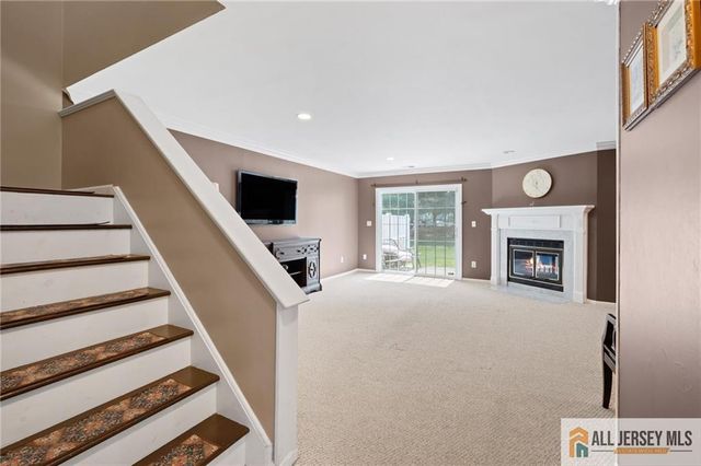 3 Sandpiper Drive 2502, Sayreville, NJ 08859