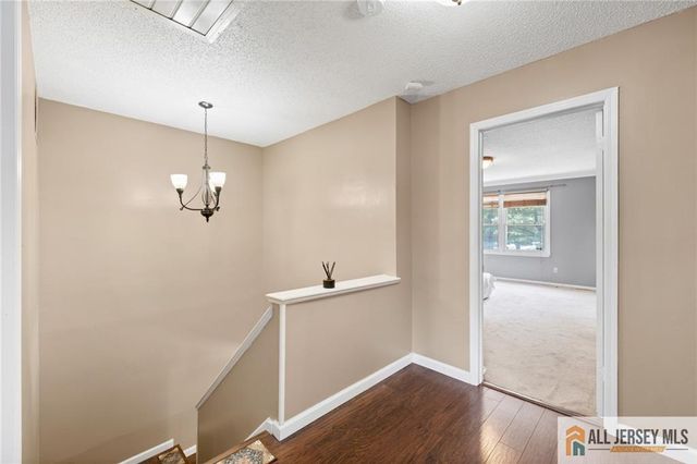 3 Sandpiper Drive 2502, Sayreville, NJ 08859