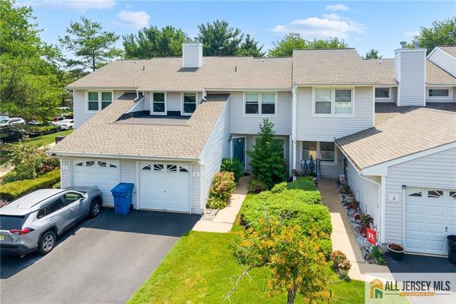 3 Sandpiper Drive 2502, Sayreville, NJ 08859