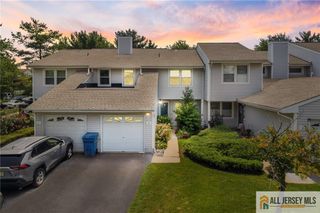 3 Sandpiper Drive 2502, Sayreville, NJ 08859