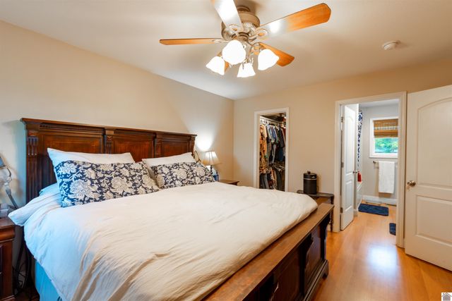 437 Victor Darnell Rd, Benton, KY 42025