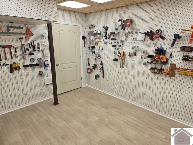 437 Victor Darnell Rd, Benton, KY 42025