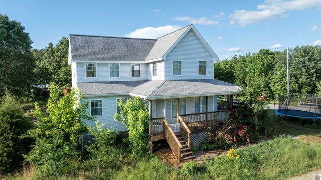437 Victor Darnell Rd, Benton, KY 42025