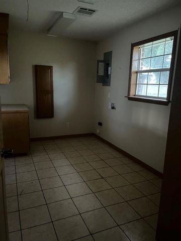 5109 Powell Lane, Lake Charles, LA 70605