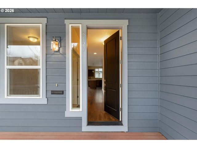 3127 Ne WEEPING WILLOW Way, Hillsboro, OR 97124