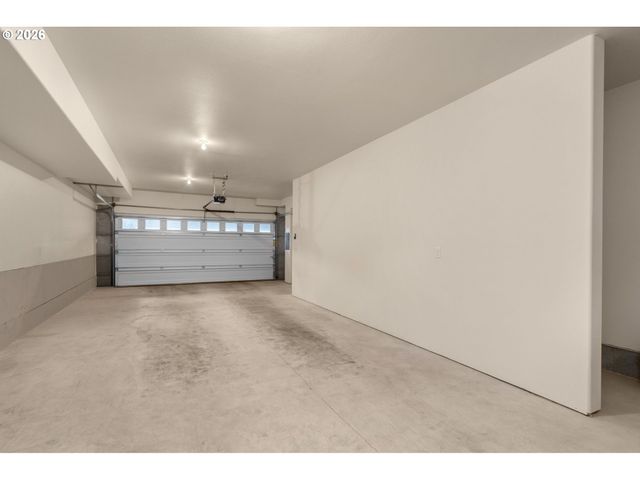 3127 Ne WEEPING WILLOW Way, Hillsboro, OR 97124