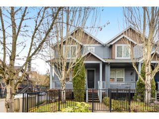3127 Ne WEEPING WILLOW Way, Hillsboro, OR 97124
