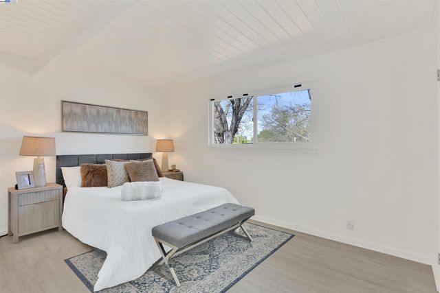 1167 Temple Dr, Pacheco, CA 94553