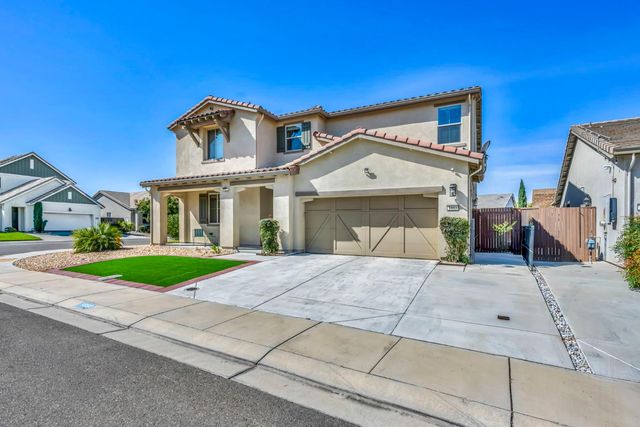 1693 Harvest Ln, Manteca, CA 95337