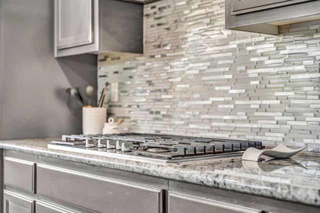 1693 Harvest Ln, Manteca, CA 95337