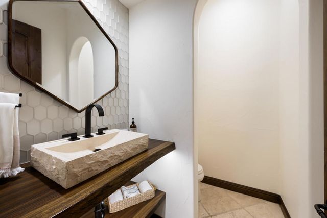 80765 Via Savona, La Quinta, CA 92253