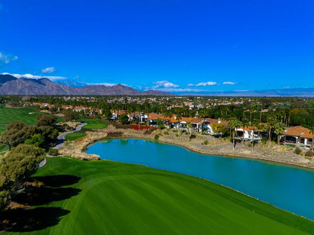 80765 Via Savona, La Quinta, CA 92253