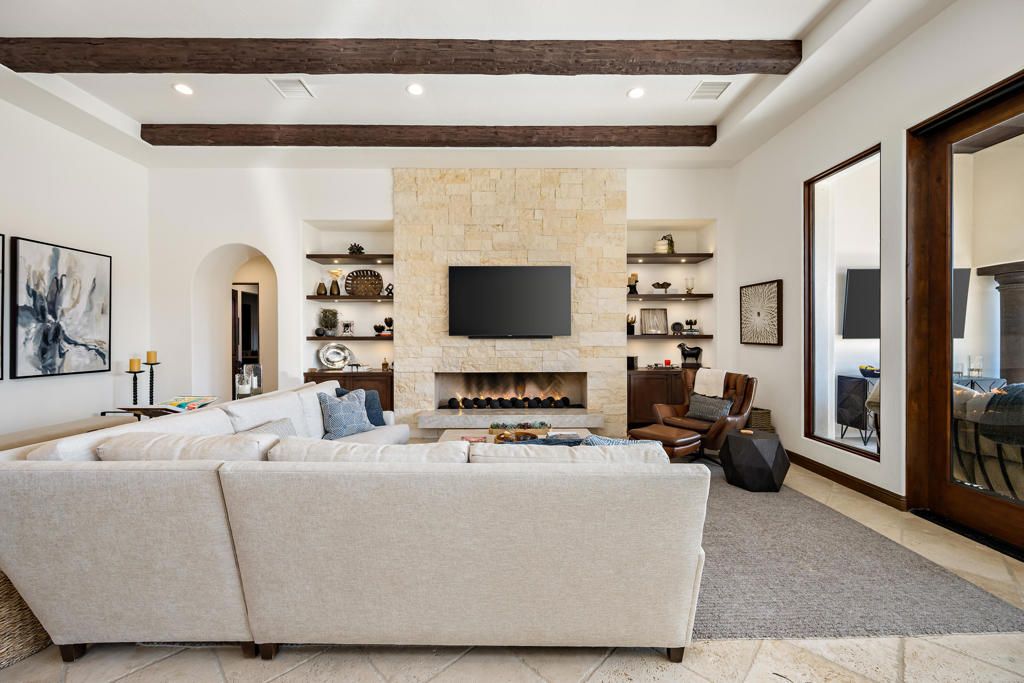 Image 11 of property listing at 80765 Via Savona, La Quinta, CA 92253