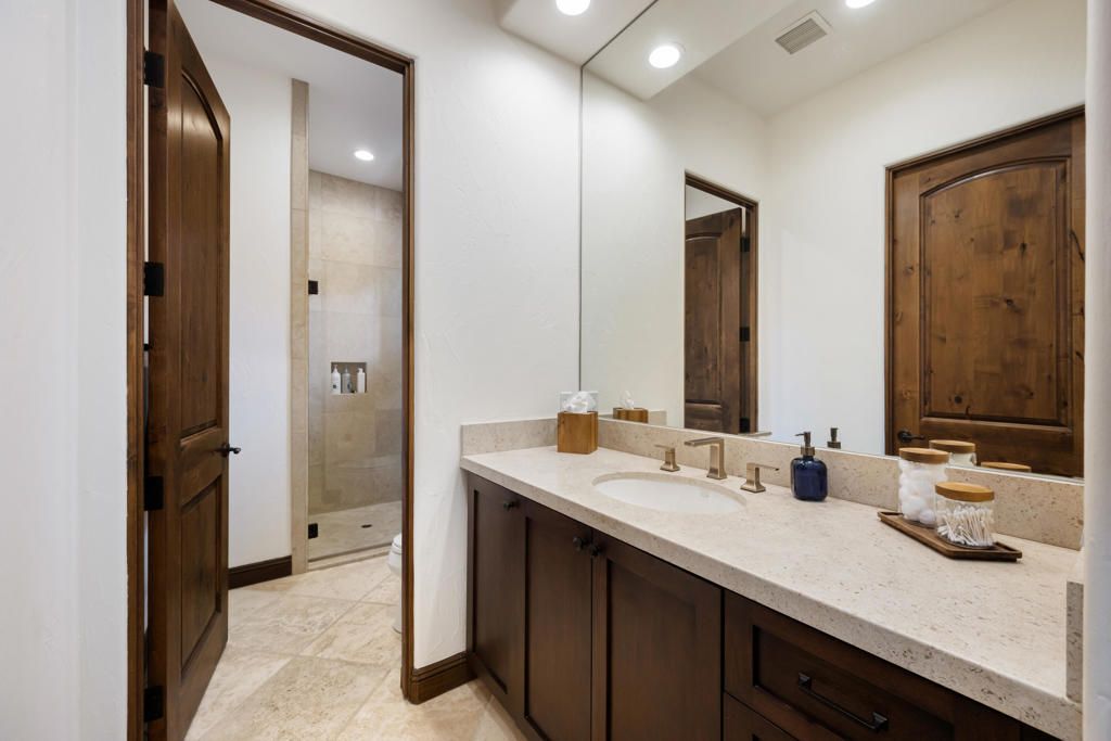 Image 23 of property listing at 80765 Via Savona, La Quinta, CA 92253