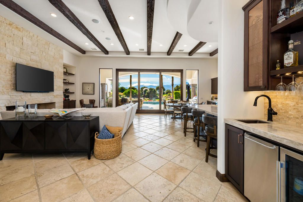 Image 9 of property listing at 80765 Via Savona, La Quinta, CA 92253