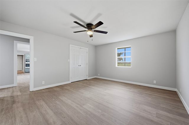 16082 US Highway 377, Whitesboro, TX 76273